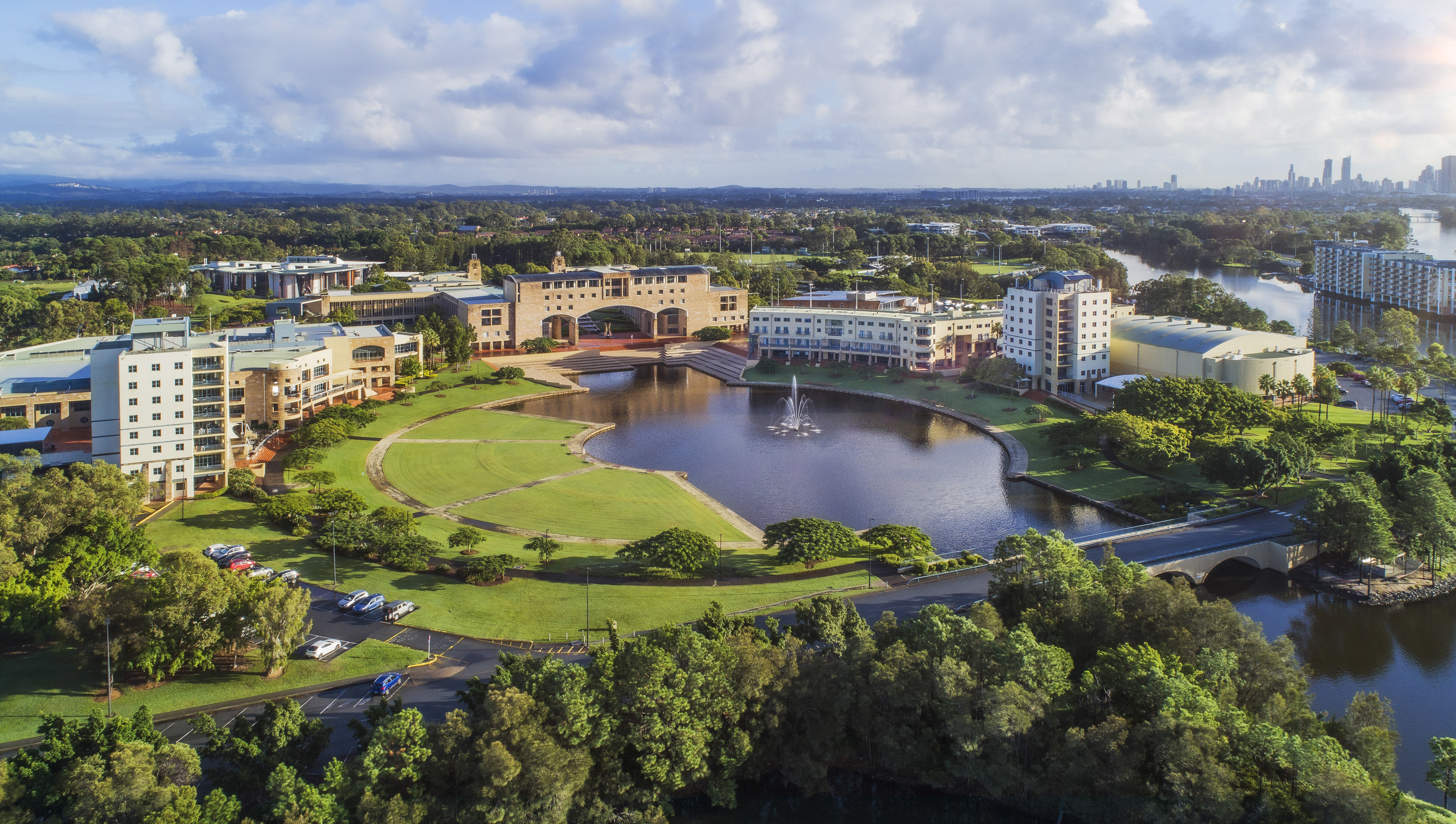 The campus Bond University | Queensland, Australia