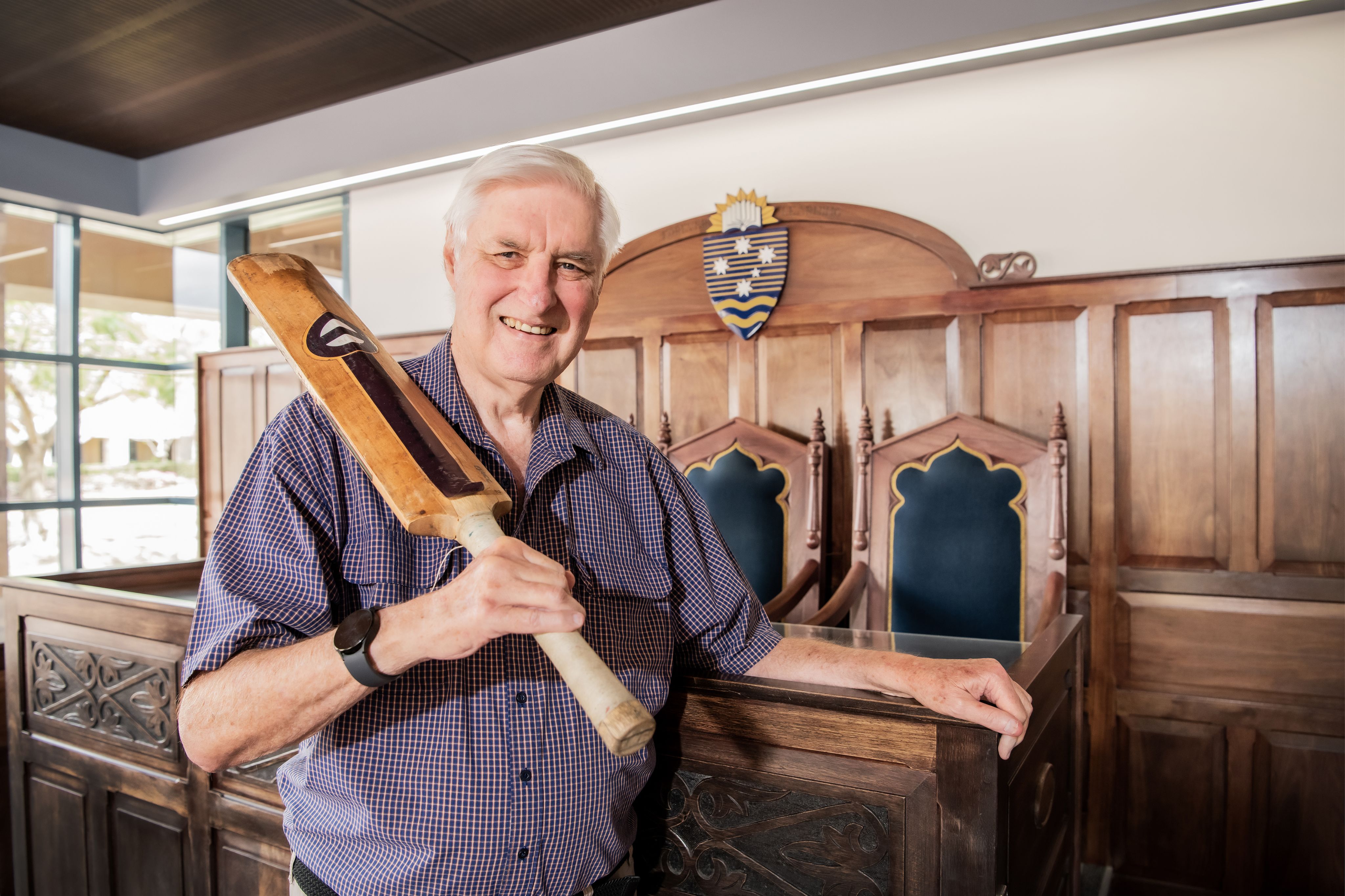 a very tall building in the middle of a city