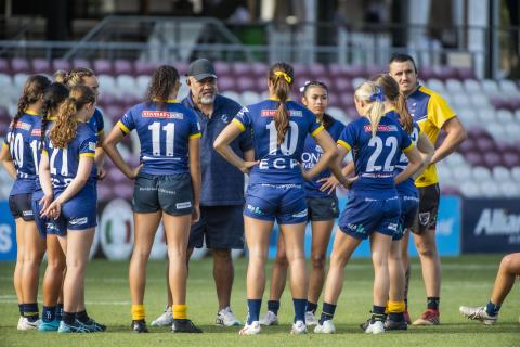 Lawrence Faifua with his team 