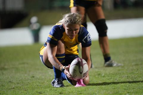 Lucy Dinnen