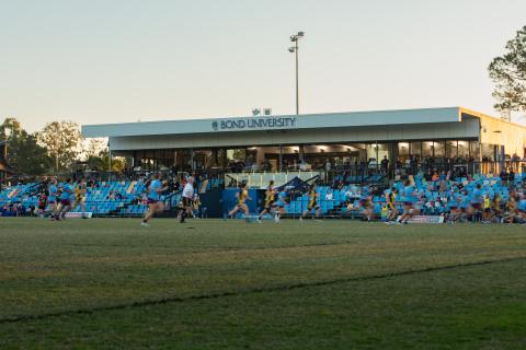 Bond premier women