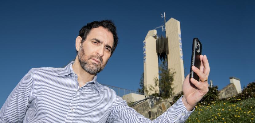 Dr Victor Schinazi.
